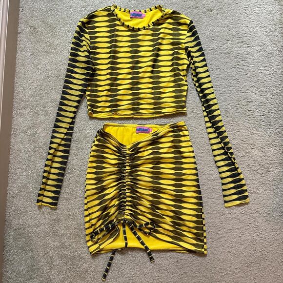 Edikted Women's yellow and black mesh skirt set - small - Picture 1 of 6